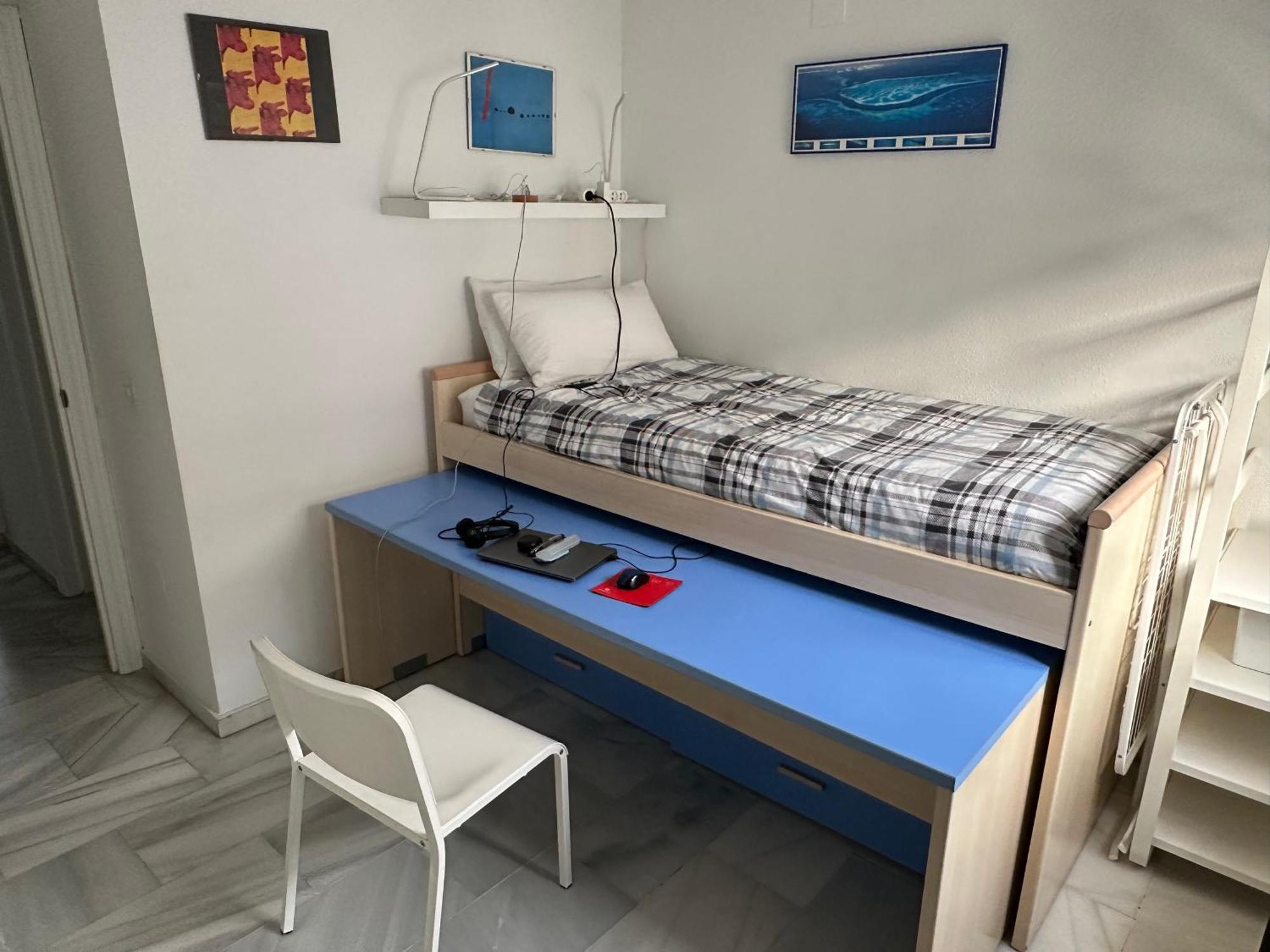 El Cortijuelo: Seaside Triplex with Rooftop Terrace Torremolinos Exterior photo