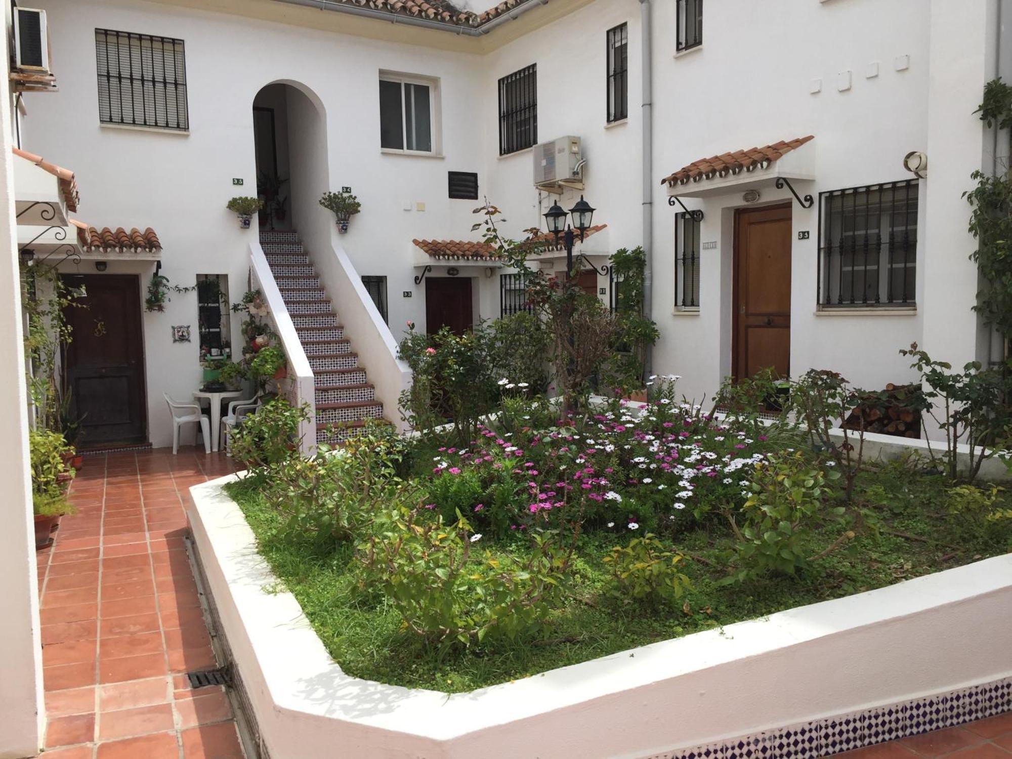 El Cortijuelo: Seaside Triplex with Rooftop Terrace Torremolinos Exterior photo